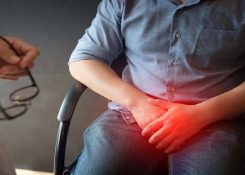 Chấm đỏ bao quy đầu xuất hiện có đáng lo không?