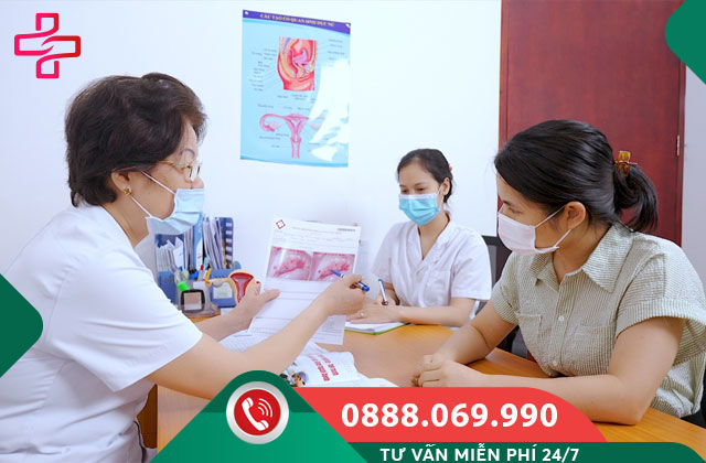 khám phụ khoa